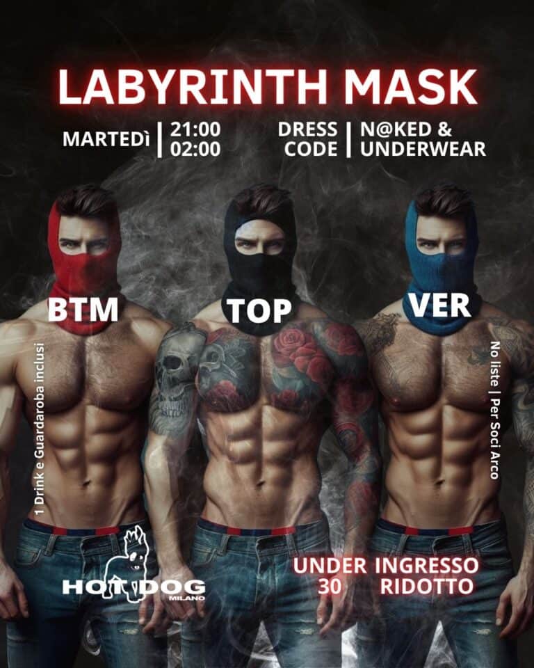 Baristi mascherati con cappucci in un locale gay a Milano.